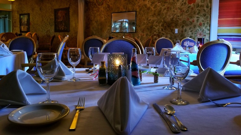 Coyote Steakhouse dining room at The Palms at Indian Head