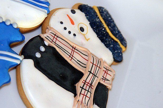 Burberry-bedecked snowman