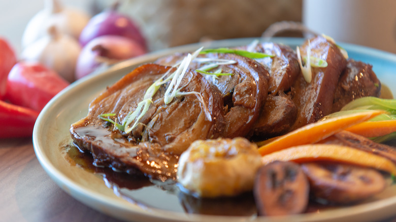 Braised beef tongue meat