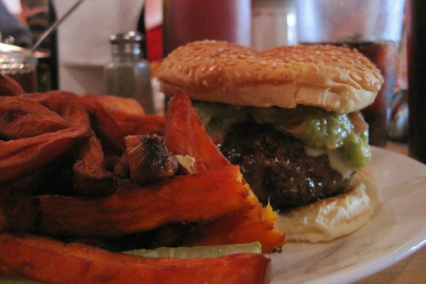 Bartley's Burger Cottage 