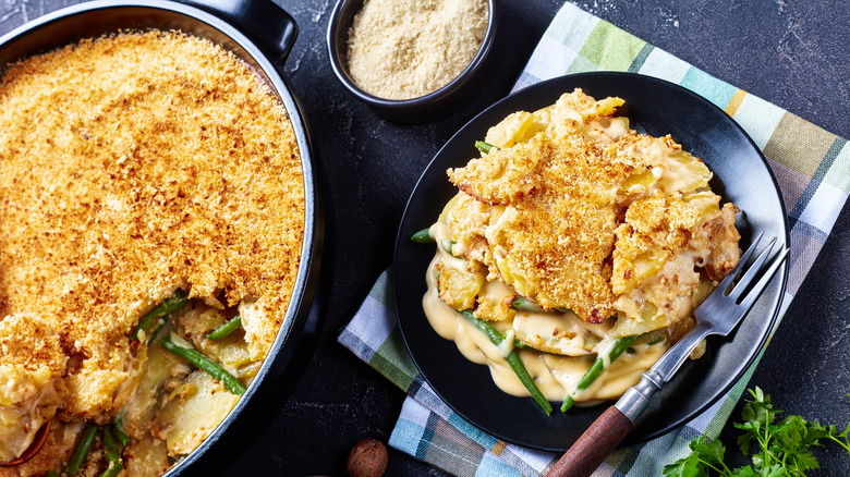 Chip dusted scalloped potatoes 