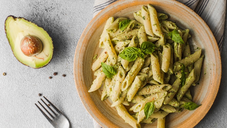 Pasta with avocado