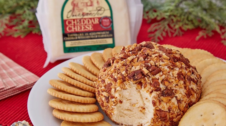 6 Trader Joe's Unexpected Cheddar Cheese Items To Add To Your Cart