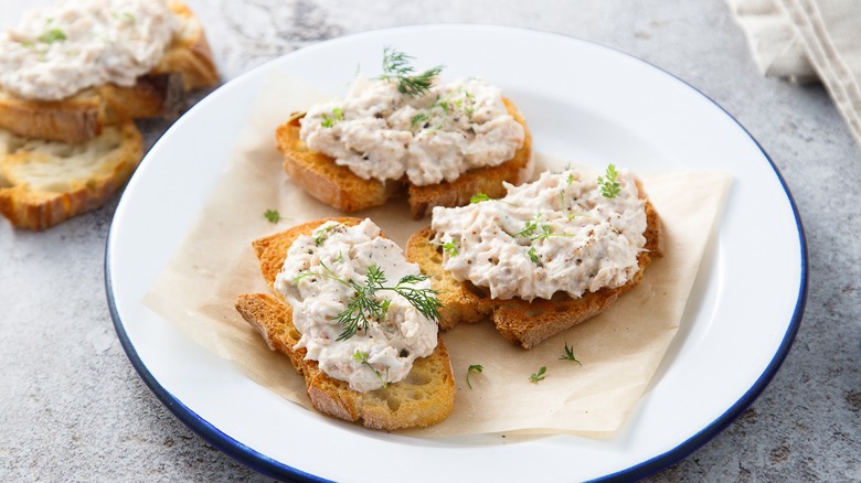 Transform Basic Canned Tuna Into A Delicious Protein-Packed Dip