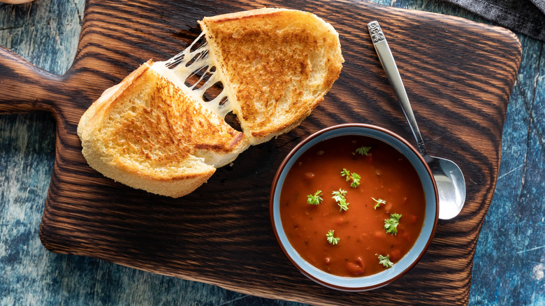 Sandwich and soup on board