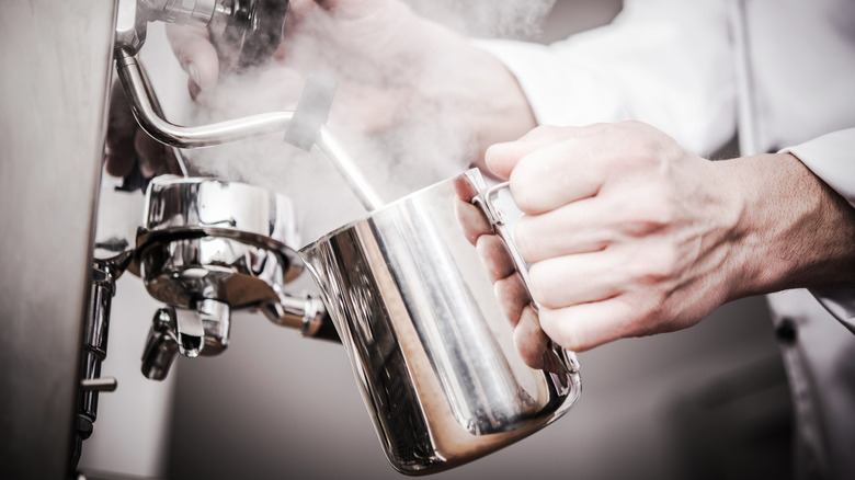 milk steaming pitcher