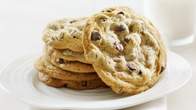 Chocolate chip cookie on white platter