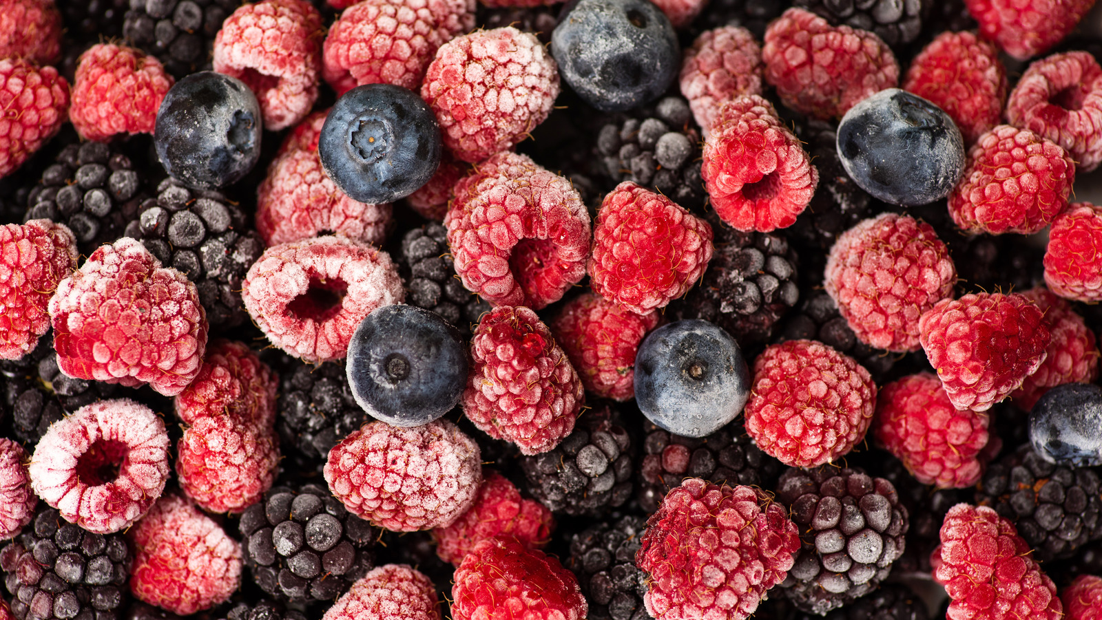 Use Up That Leftover Frozen Fruit To Make A Tangy Sweet Salad Dressing - Vimarsana News