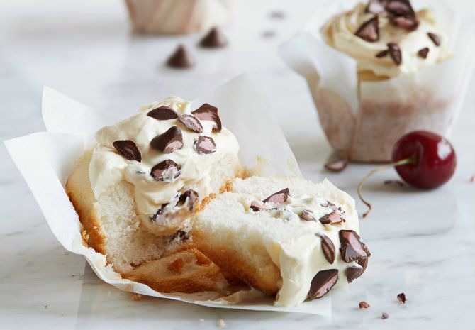 Cherry Filled Cupcakes