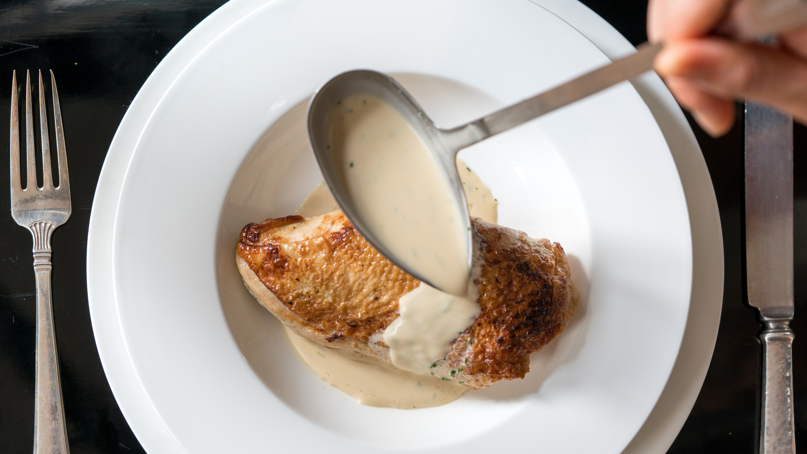 Velouté Vs Béchamel Sauce What's The Difference?