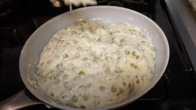 Creamed tuna and peas