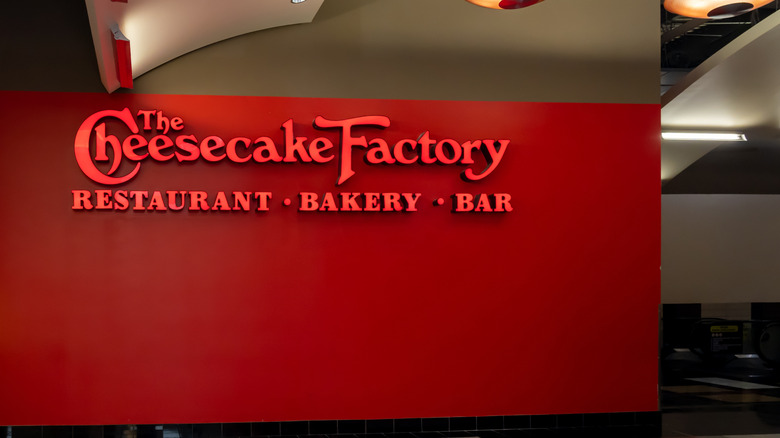Red sign for the Cheesecake Factory