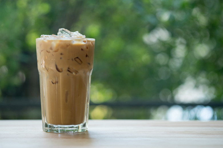 https://www.thedailymeal.com/img/gallery/we-tasted-9-chain-cold-brew-coffees-and-this-one-was-the-best-gallery/GettyImages-1135765583.jpg