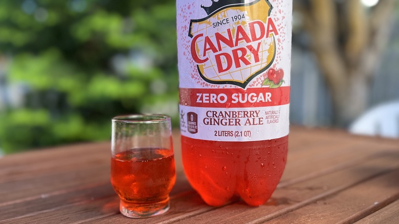 Canada Dry Cranberry Zero Sugar Ginger Ale