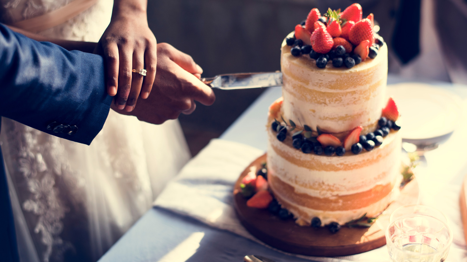 Wedding Cakes Have Been Around For A Lot Longer Than You Think - Vimarsana News