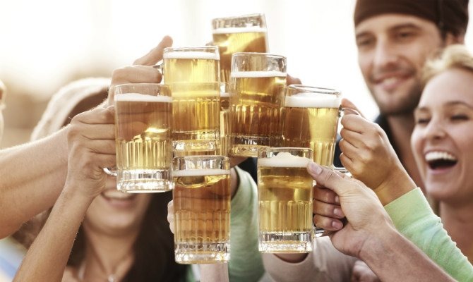 We're Shocked: Young People Are Starting to Choose Wine and Liquor Over Beer