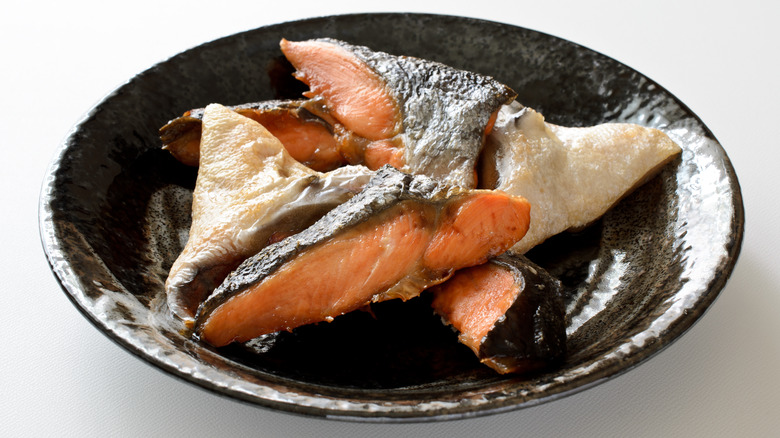 Grilled salmon collars