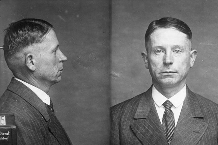 What Did The World's Most Notorious Criminals Request for Their Last Meals?