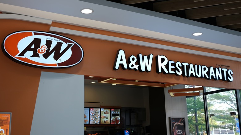 Outside of an A&W restaurant 