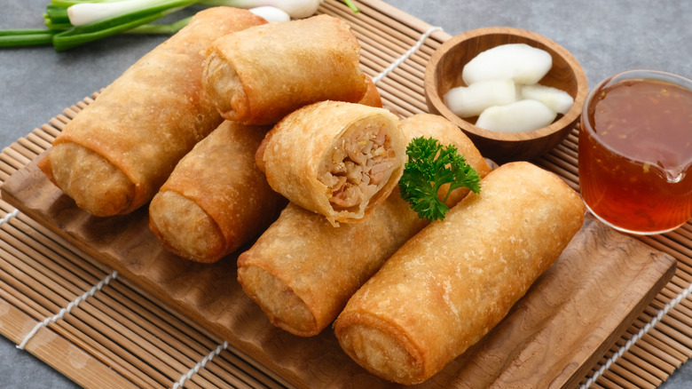 Five lumpia with sauce