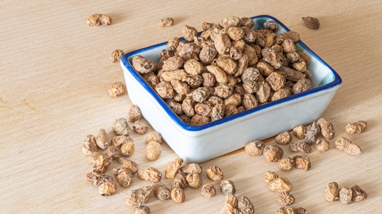 Tiger nuts in a container