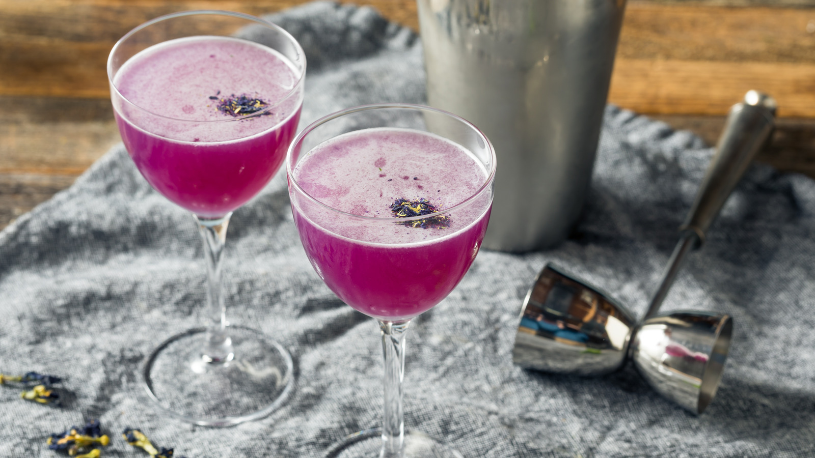 What Gives Purple Gin Its Iconic Hue?