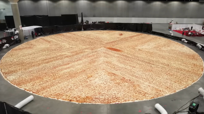pizza filling LA convention center