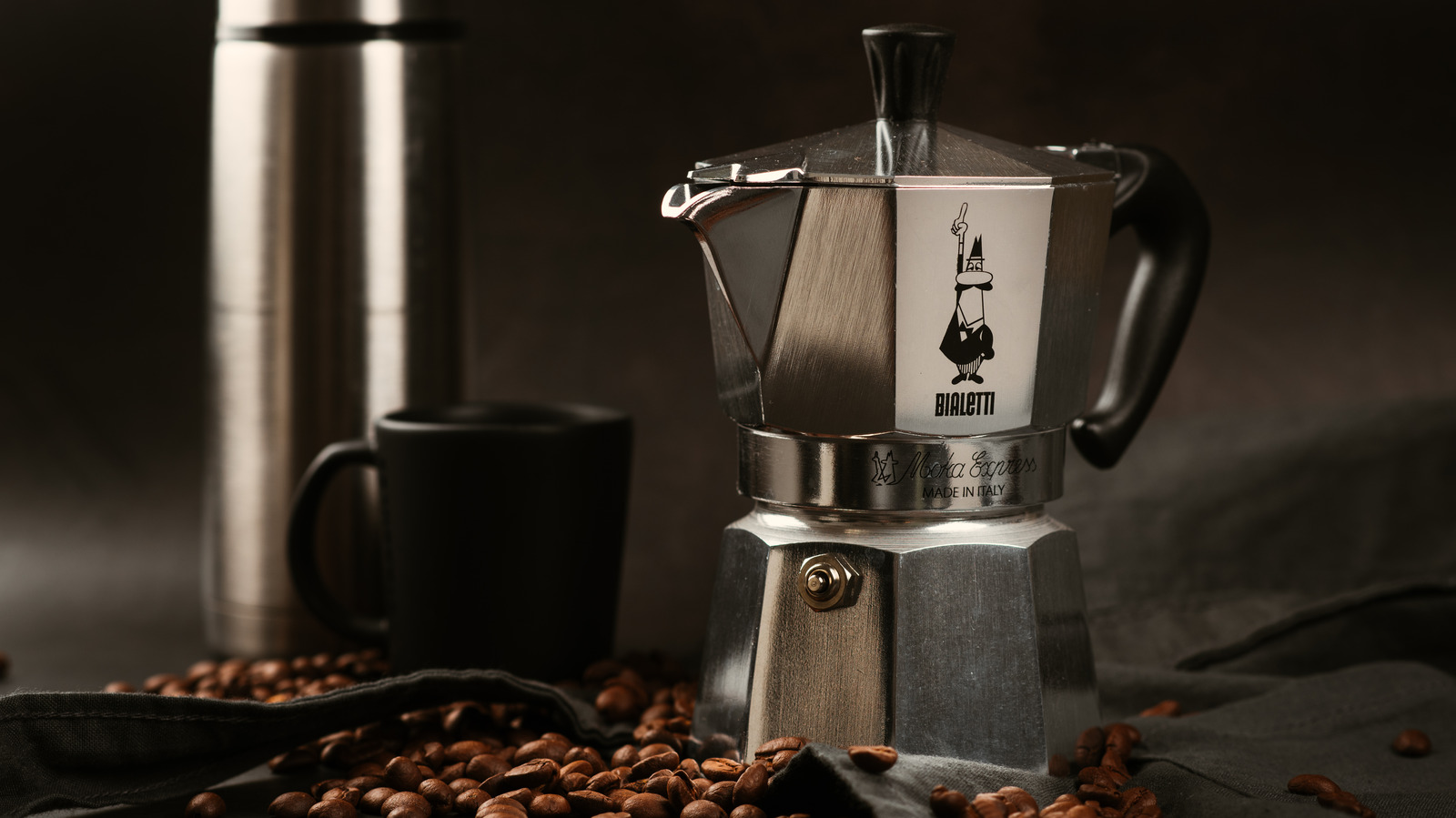 How to Make Moka Pot Coffee - Savor the Flavour