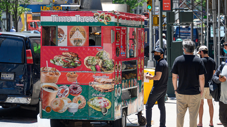 taco truck in NYC
