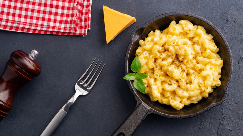 Mac and cheese in small cat iron skillet