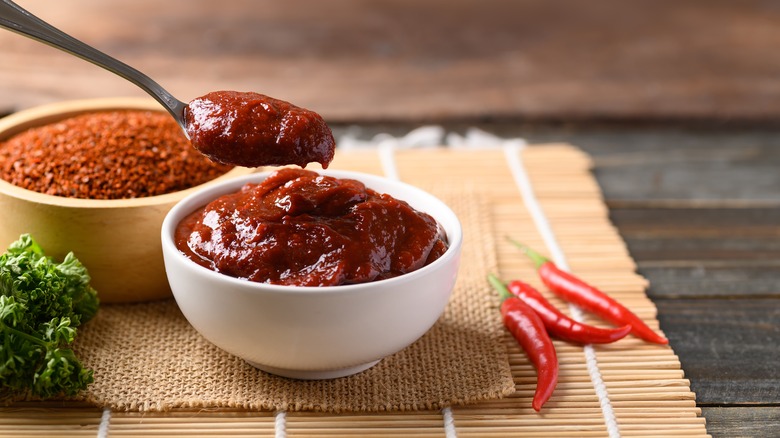 What Is Gochujang And What Does It Taste Like?