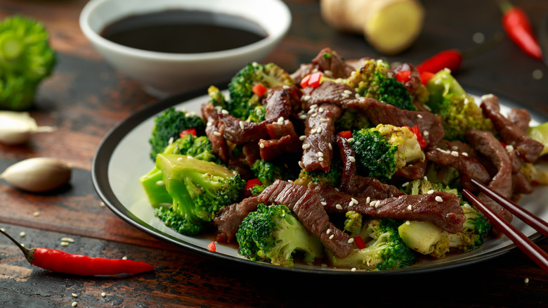 plate of beef and broccoli