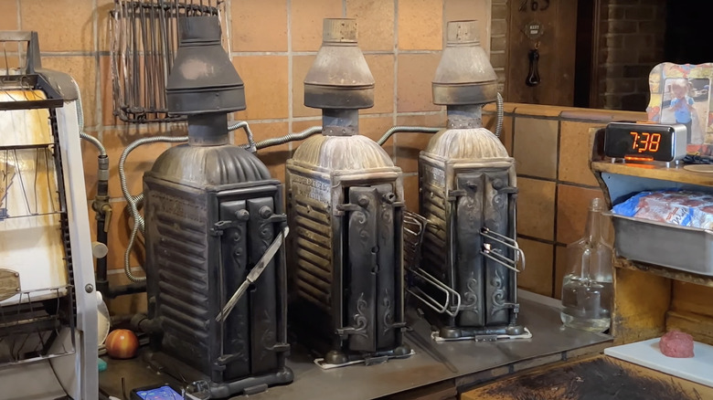 Vertical broilers at Louis' Lunch