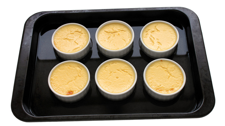 Creme caramel in bain marie