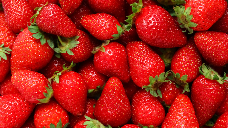 A pile of fresh strawberries