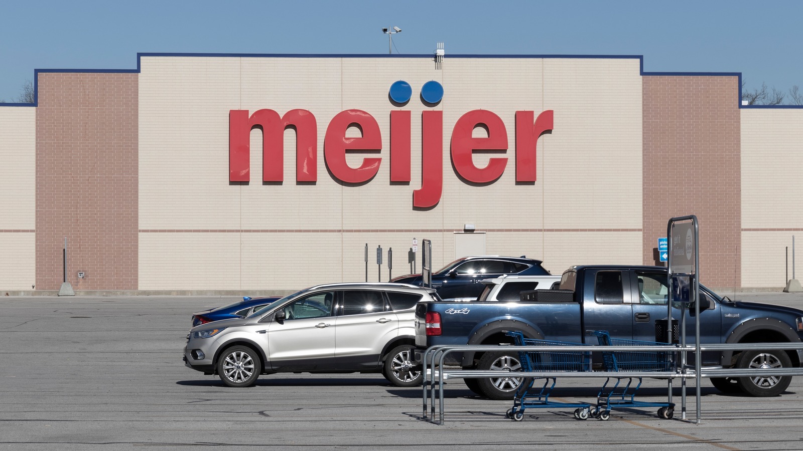 What Sets New Meijer's Stores Apart From The Regular Meijer's