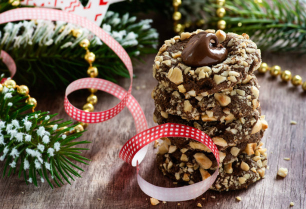  Chocolate Thumbprint Cookies