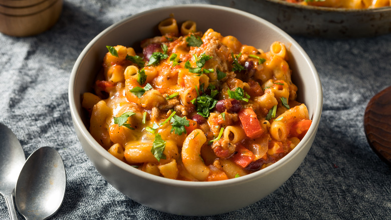 Chili mac and cheese bowl