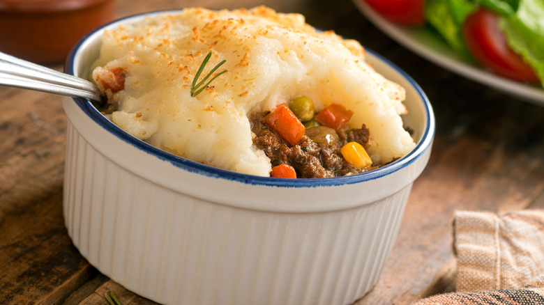Shepherd's pie in pie dish