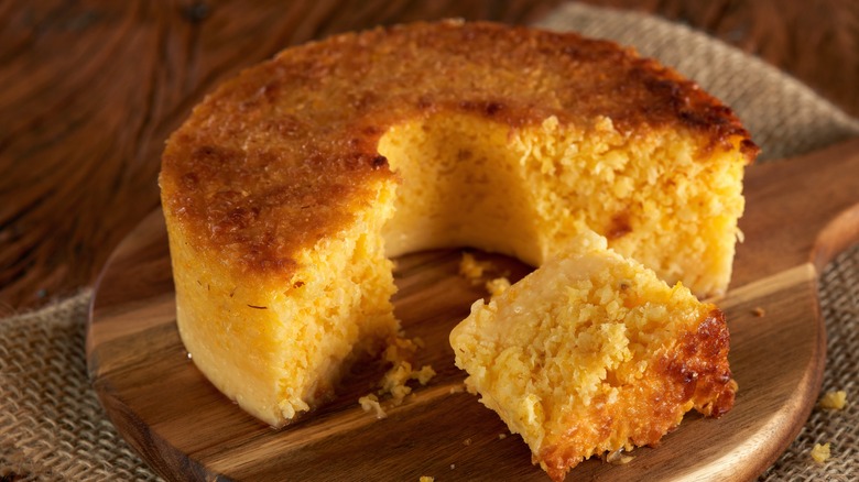 pound cake cut into