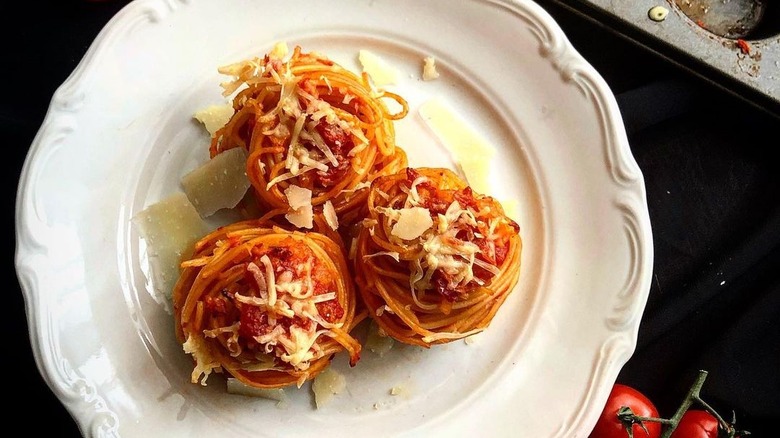 spaghetti muffin bites with cheese