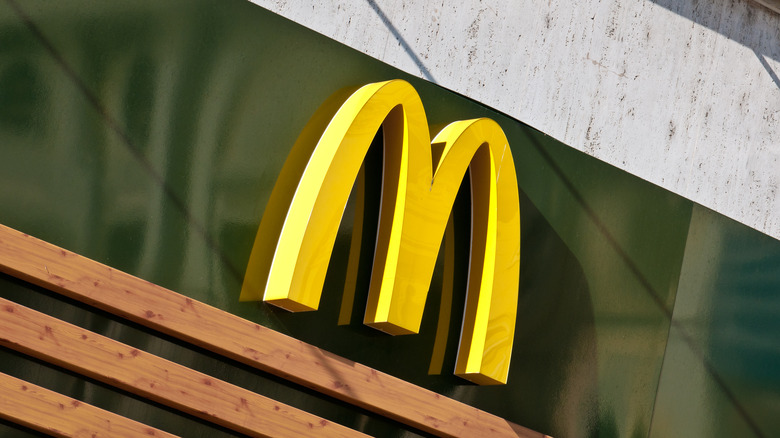 McDonalds golden arches