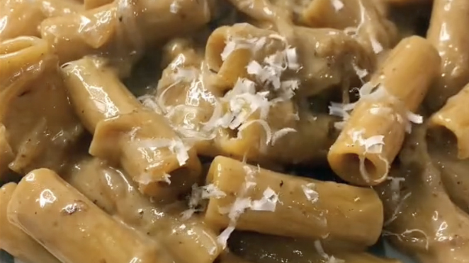 What's The Deal With TikTok's Viral French Onion Pasta?