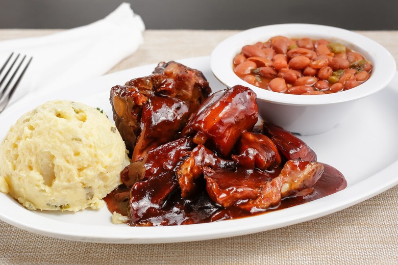 What's the Difference Between Baby Back Ribs, St. Louis Ribs and Spareribs?
