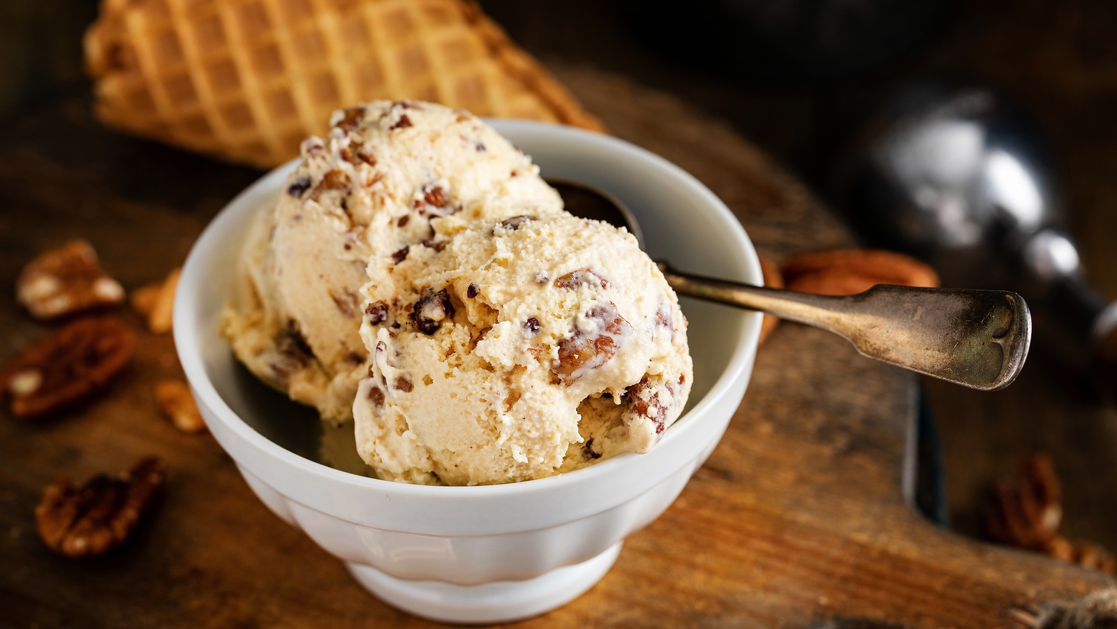 What's The Difference Between Butterscotch Ice Cream And Butter Pecan?