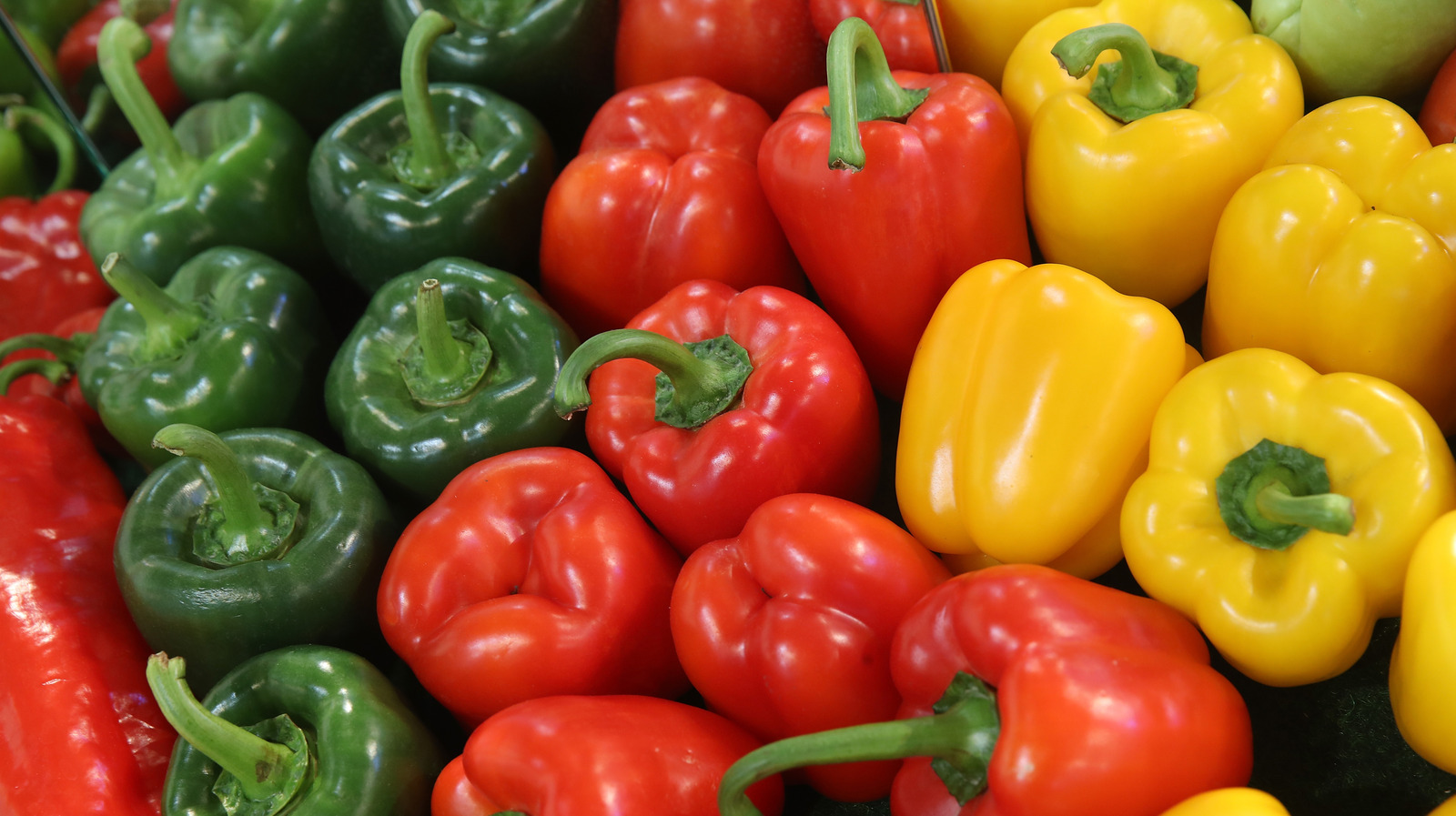 Are bell peppers good for you? Red vs. green nutrition benefits.