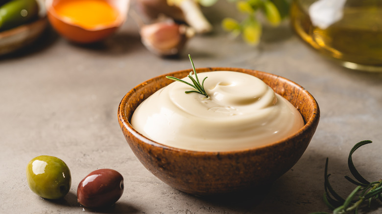 ramekin of white mayonnaise