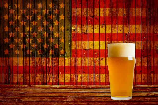 What's the Difference Between "Pale Ale" and "IPA"?