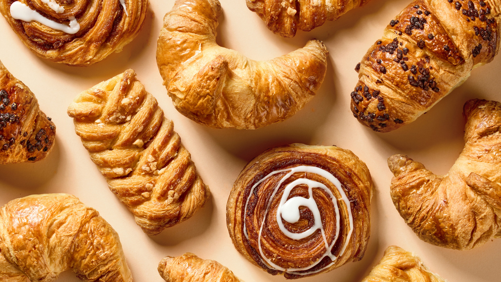 Phyllo Vs Puff Pastry: What's The Difference?