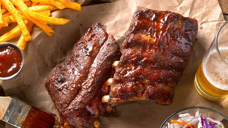 baby back ribs with beer and fries